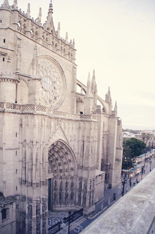Catedral Boutique Hotel Seville Exterior photo
