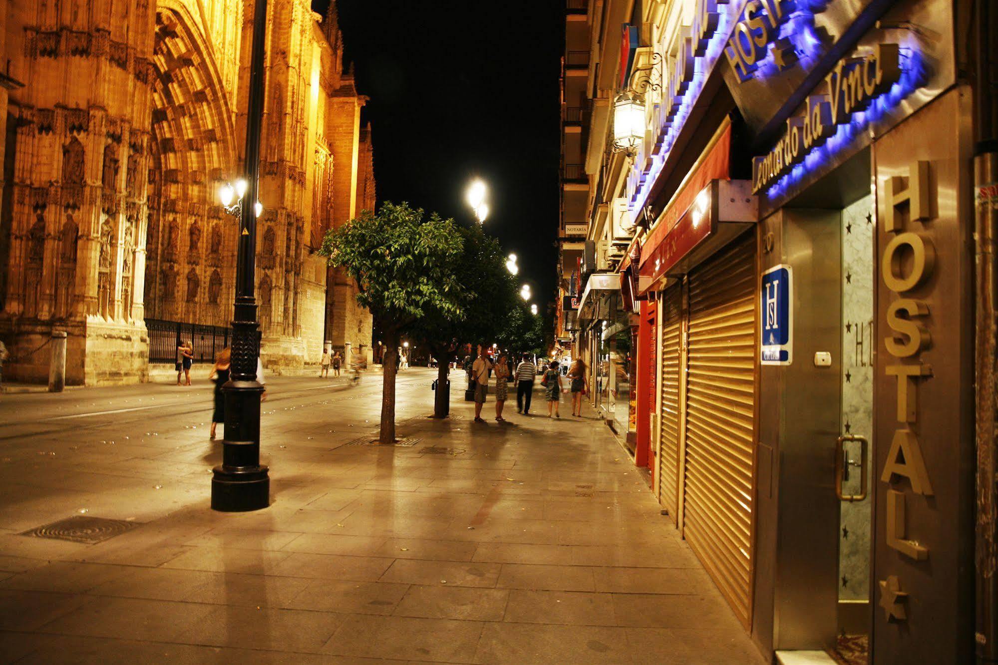 Catedral Boutique Hotel Seville Exterior photo