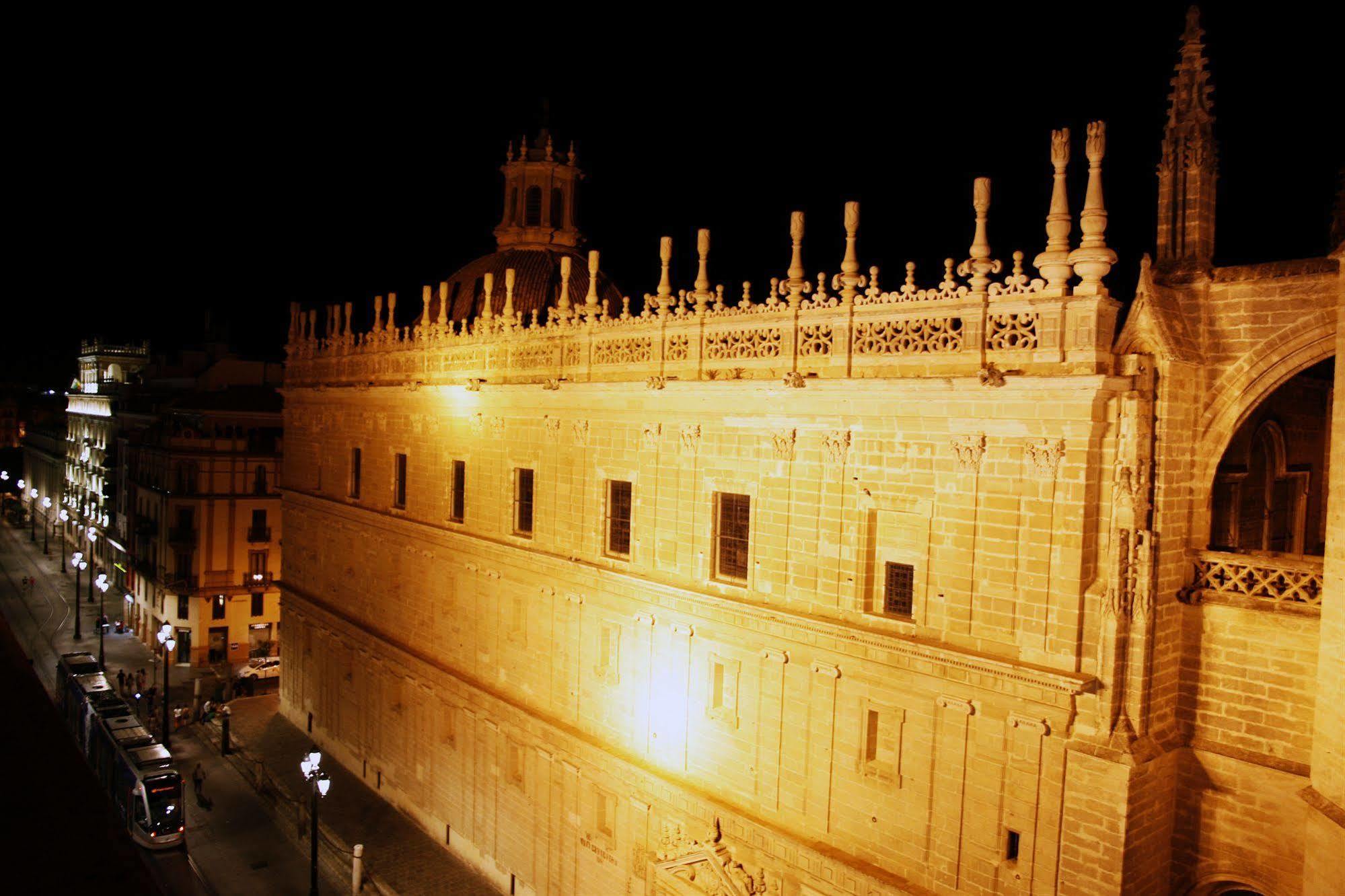 Catedral Boutique Hotel Seville Exterior photo